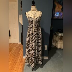 White House Black Market Geometric Strapless Dress